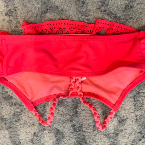 Pink bikini - Picture 3 of 4